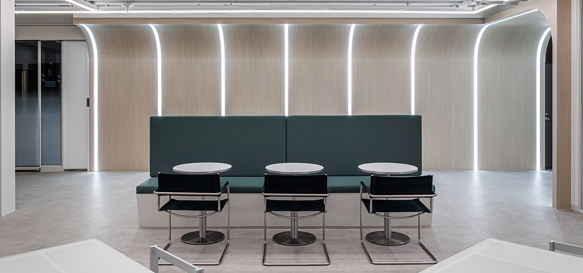 슬라이드 이미지